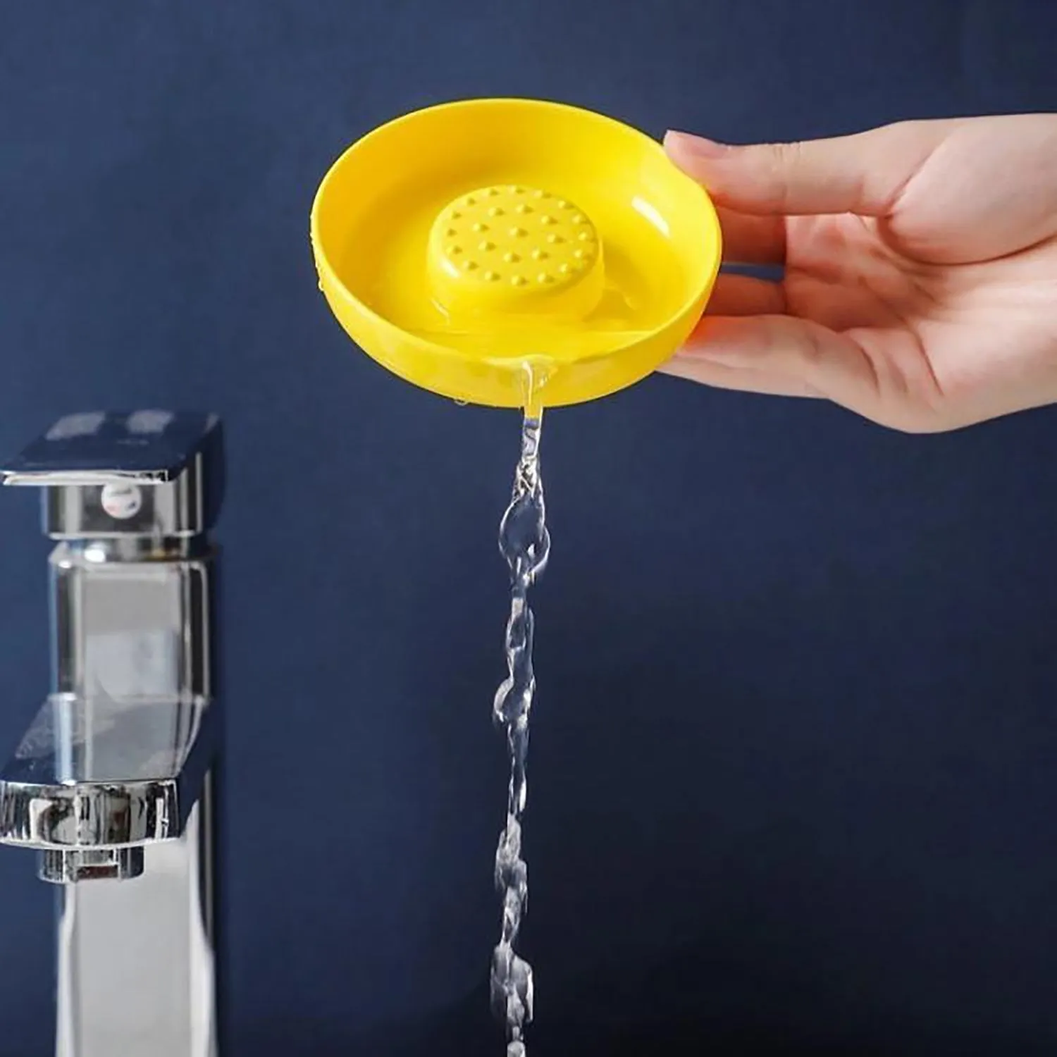 4683 Flower Shape Portable Soap Dish Holder Soap Case