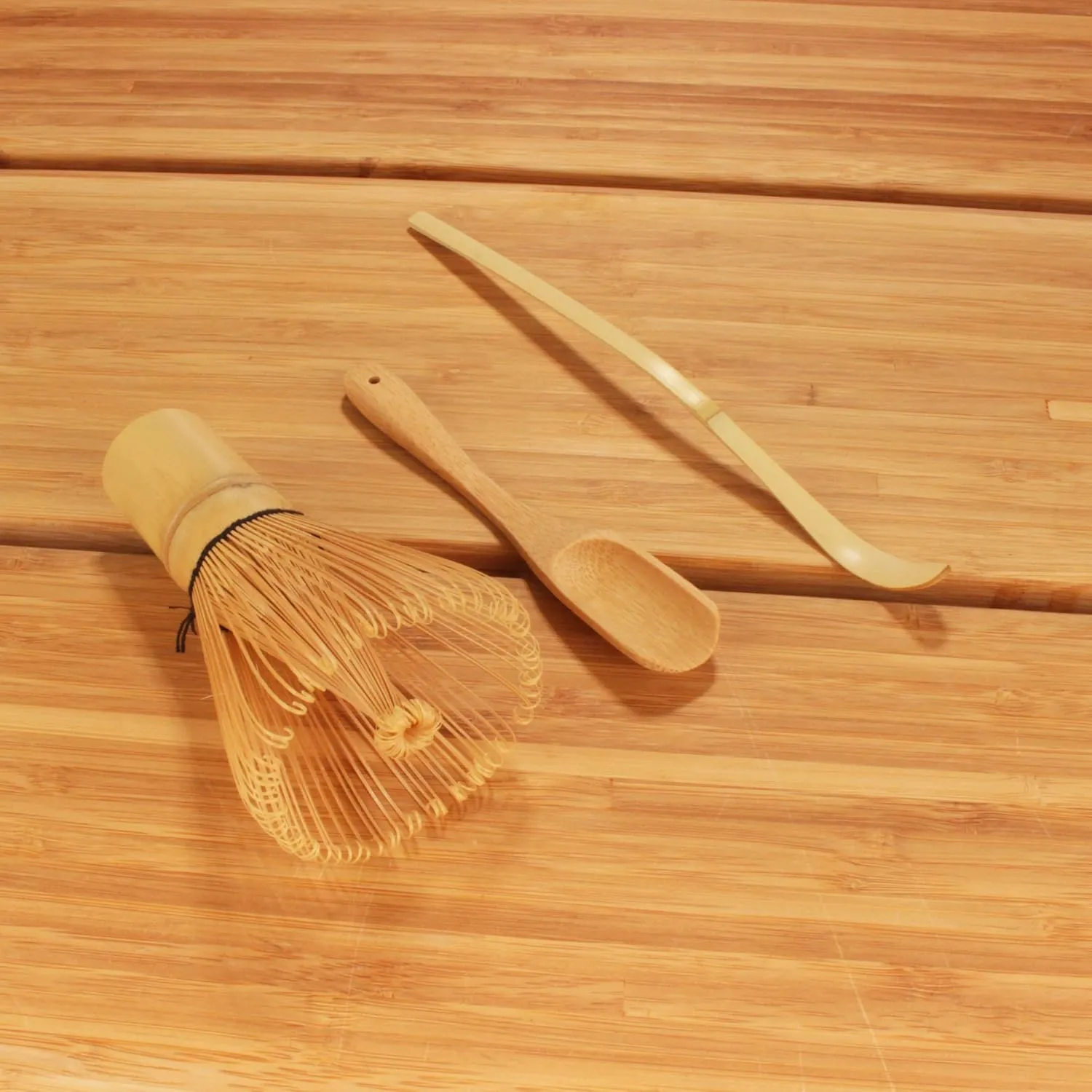 BambooMN Brand - Matcha Green Tea Whisk Set - Whisk   Scoop   Tea Spoon   Black Whisk Holder