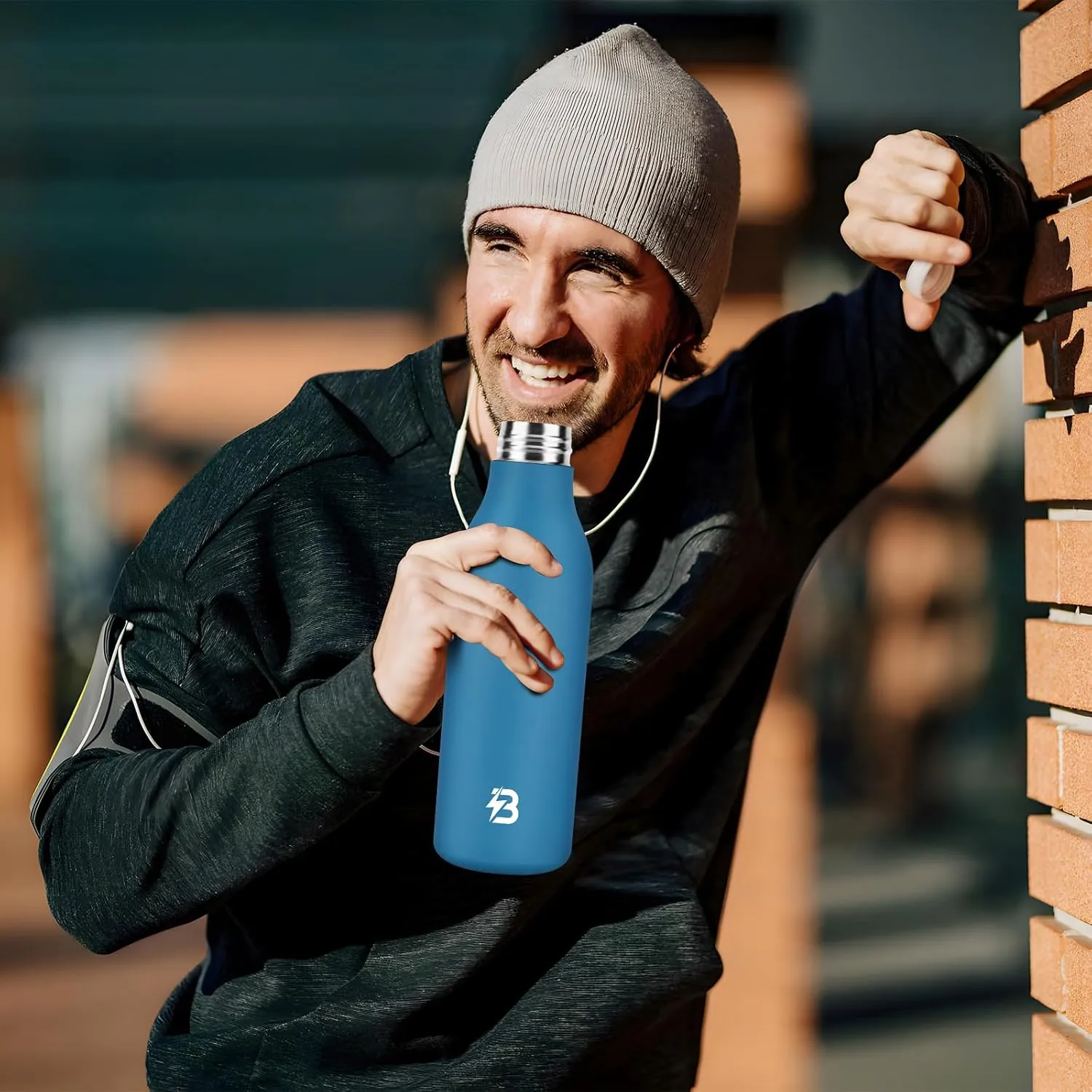 Insulated Metal Water Bottle, 18 oz Stainless Steel Leak-Proof Gym Water Bottle with Lid for Men Women (Blue)